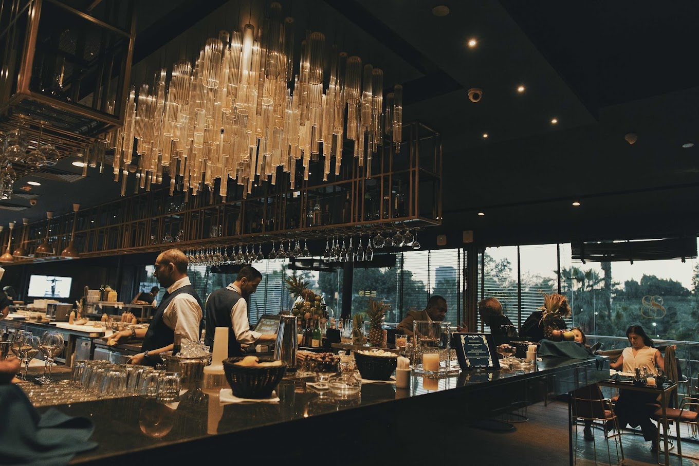 Crimson Bar & Grill